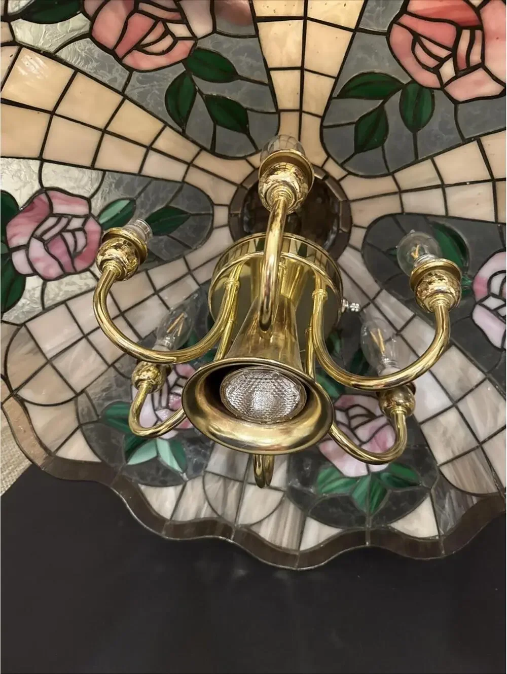 Vintage Tiffany Style 21”  Leaded Glass Hanging Ceiling Chandelier With Lights